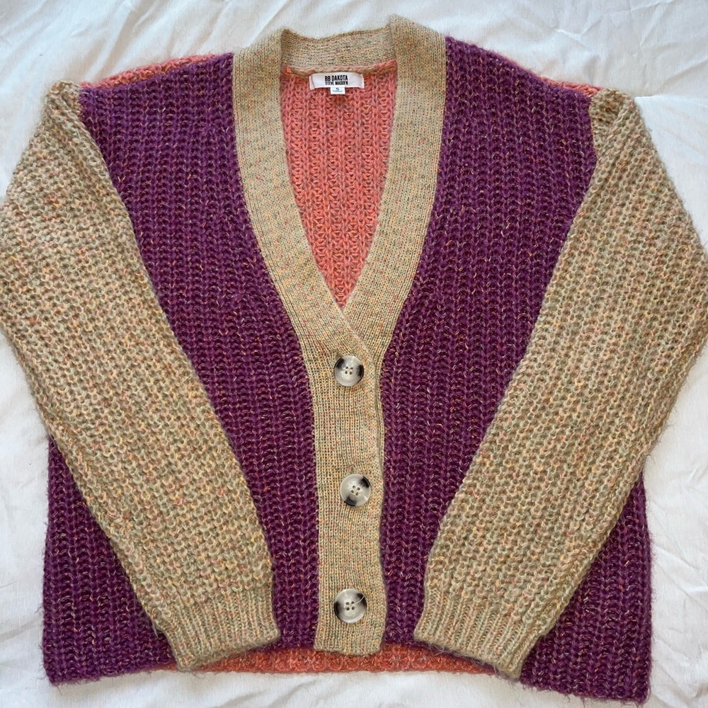 Multi colored cableknit Steve Madden cardigan sweater size small